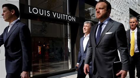 สัมภาษณ์งาน louis vuitton|louis vuitton careers.